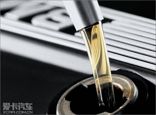 润滑油日常使用误区 机油添加技巧记牢_爱卡汽车